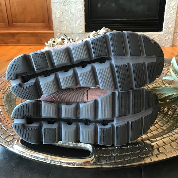 ON CLOUD 5 WATERPROOF ROSE/FOSSIL - Picture 8 of 14